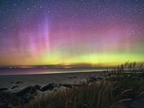 Nordlichter Aurora Borealis über der dänischen Küste