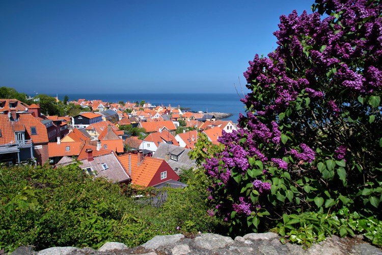Blick auf Gudhjem auf Bornholm
