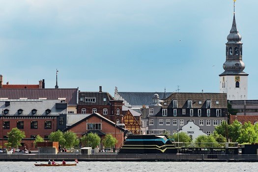 Das Hafengebiet von  Aalborg, Nordjütland