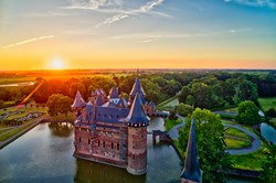 Luftaufnahme der Burg de haar in holländischen kasteel de haar