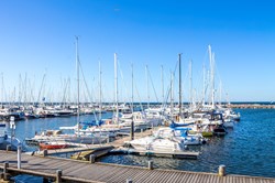 Segelboote in der Marina von Kuehlungsborn
