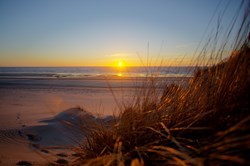 Sonnenuntergang am Henne Strand