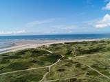 Blavand aus der Vogelperspektive – endlose Dünenlandschaft trifft auf die weite Nordsee