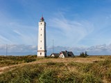 Leuchtturm von Blavand – markantes Wahrzeichen inmitten von Dünen und weiter Küstenlandschaft
