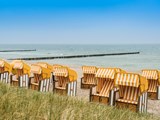 Strandkörbe am Strand von Zingst