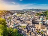 Luftaufnahme, historische Stadt Salzburg