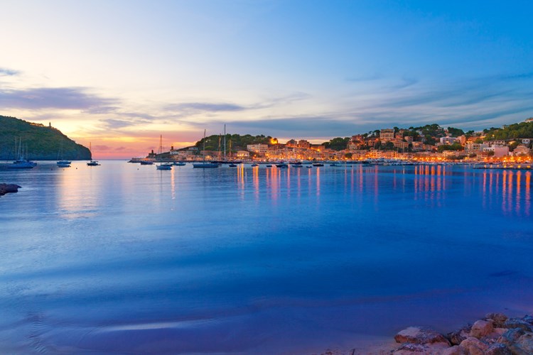 Sonnenuntergang in Port de Soller auf Mallorca