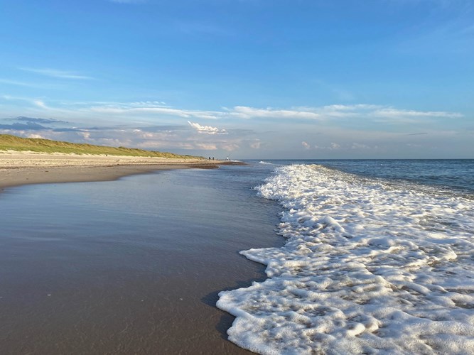 Strand an der dänischen Nordseeküste Bjerregaard