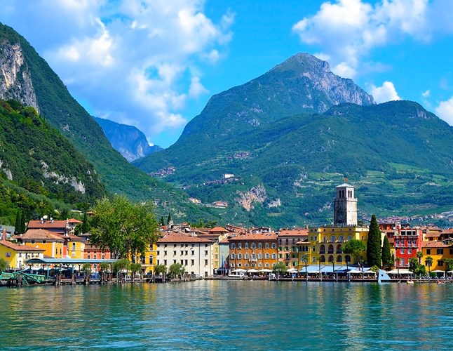 Blick auf Riva del Garda