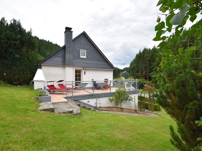 Villa Nordrhein-Westfalen_354-DE-59872-45