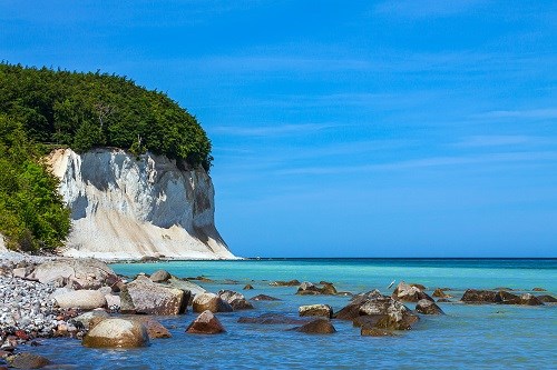 Kreidefelsen an der Ostseeküste auf der Insel Rügen
