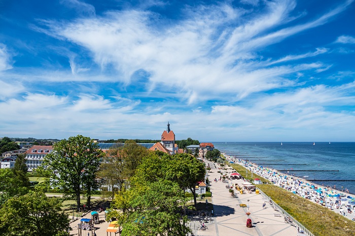 Blick auf Strand und Stadt Kühlungsborn