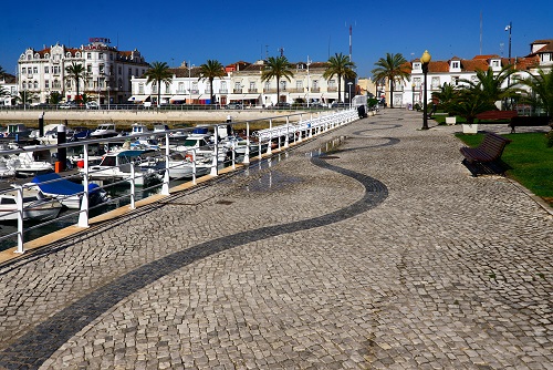 Vila Real mit Fluss als natürliche Grenze zu Spanien