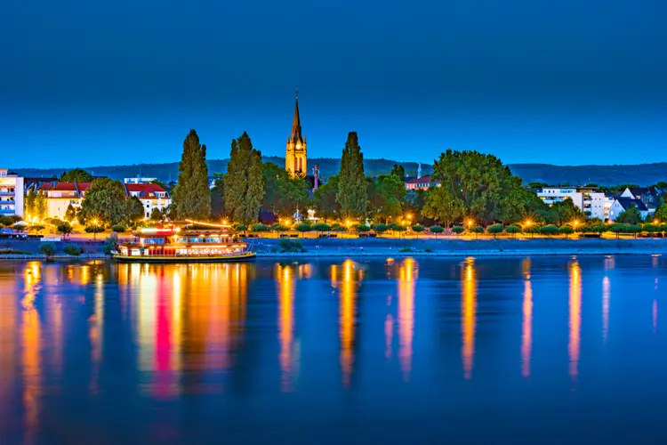 Bonn_Depositphotos_221554002_S