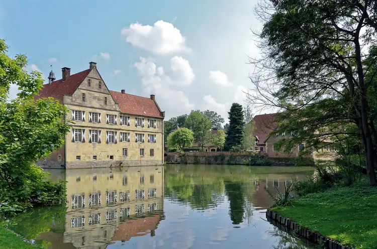 Ein Schloss am See in Nordrhein-Westfalen