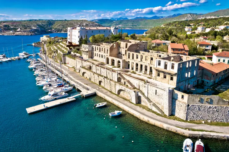 Stadt Kraljevica in der Kvarner Bucht