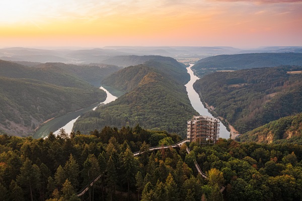 Sonnenaufgang - Baumwipfelpfad Saarschleife