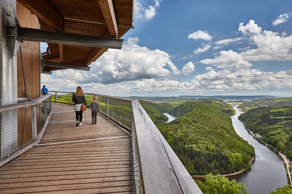 Aussicht im Frühling - Baumwipfelpfad Saarschleife