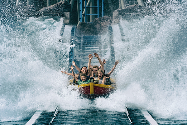Die Achterbahn "Skatteøen" im Freizeitpark Djurs Sommerland