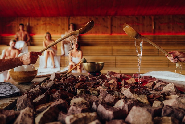 Menschen in der Sauna der Kristall Therme Bad Wilsnack