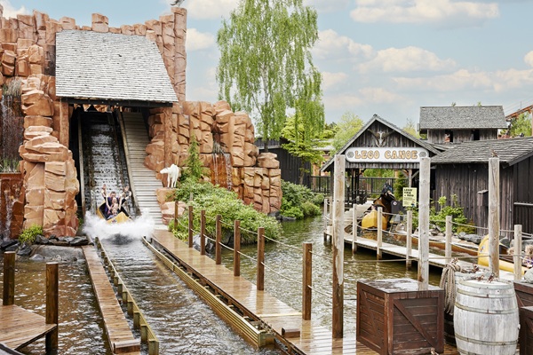 Die Attraktion LEGO® Canoe im LEGOLAND® Billund Resort