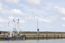 Fischerboote am Kai in Havneby